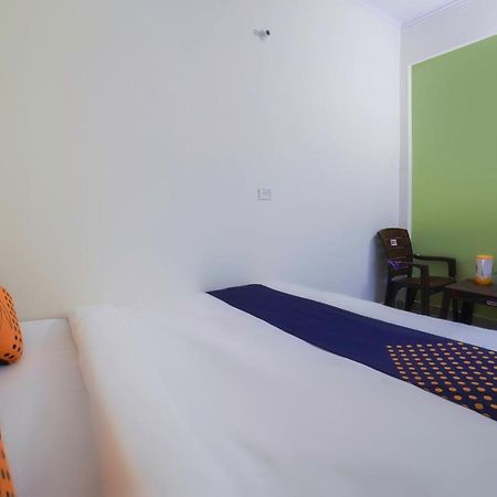 Spot On 67119 Hotel Shivam Residency Rāmpura Kültér fotó