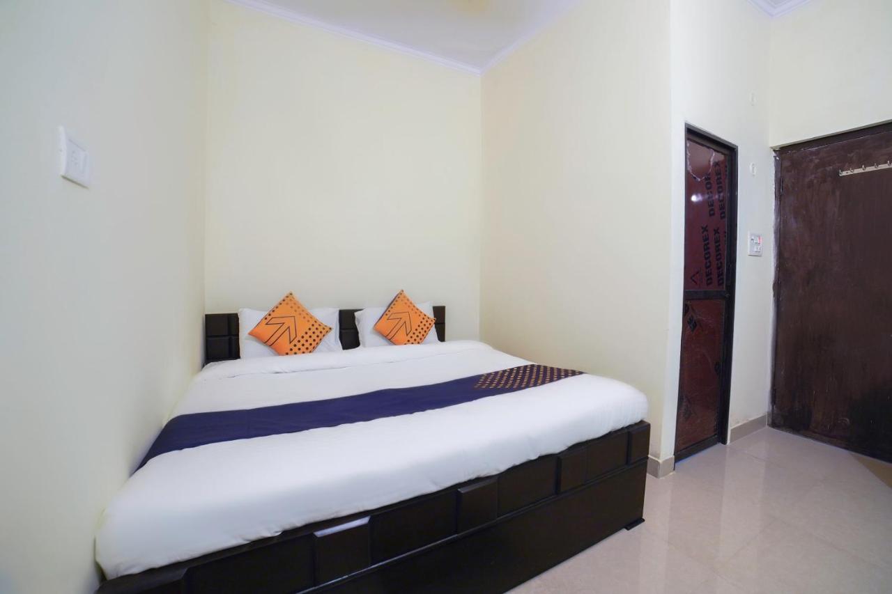 Spot On 67119 Hotel Shivam Residency Rāmpura Kültér fotó